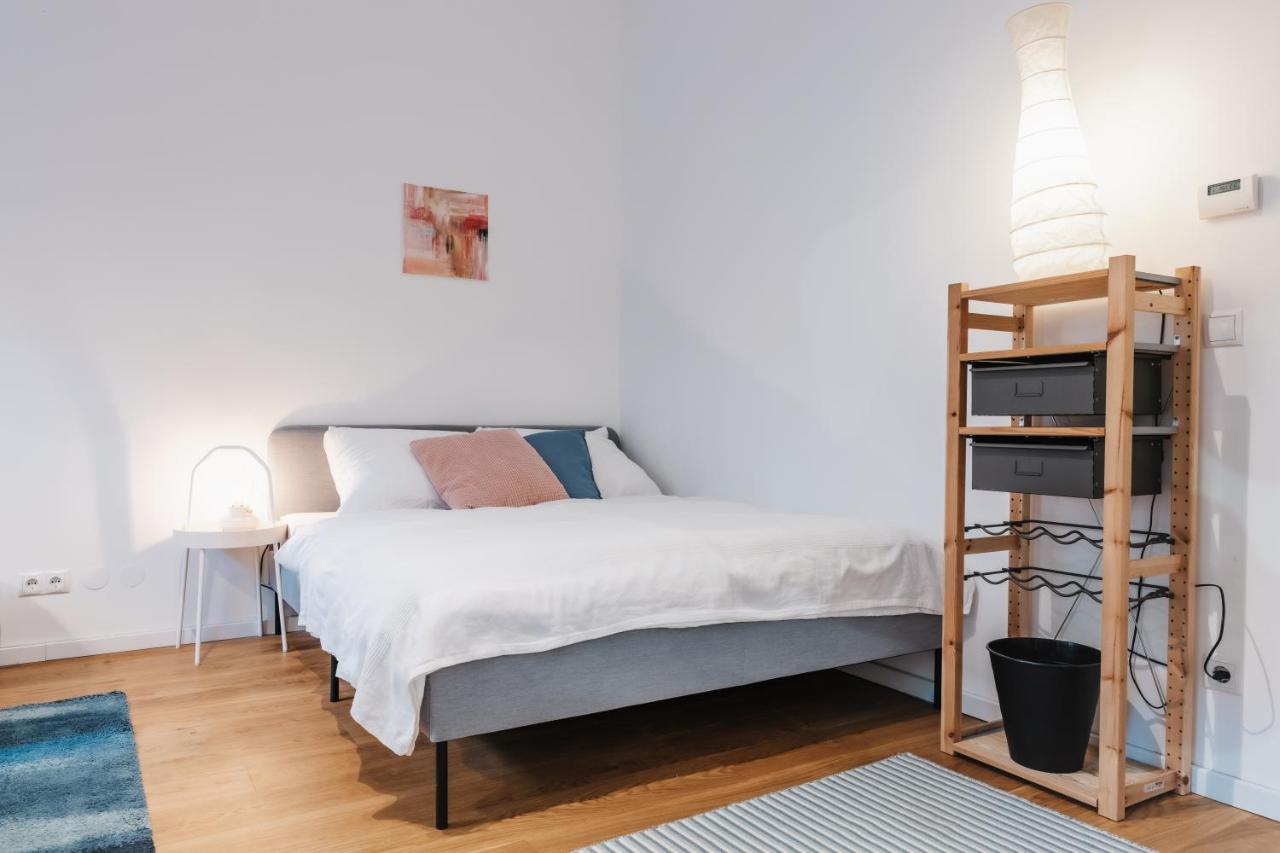 Cozy Apartment, 2 Private Terraces, 8 Min To City Center Wien Ngoại thất bức ảnh