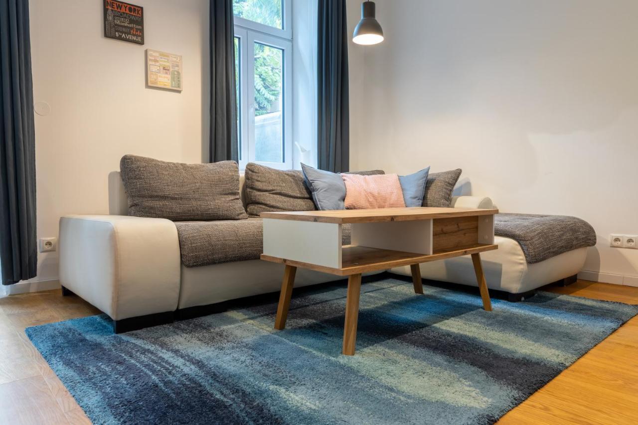 Cozy Apartment, 2 Private Terraces, 8 Min To City Center Wien Ngoại thất bức ảnh